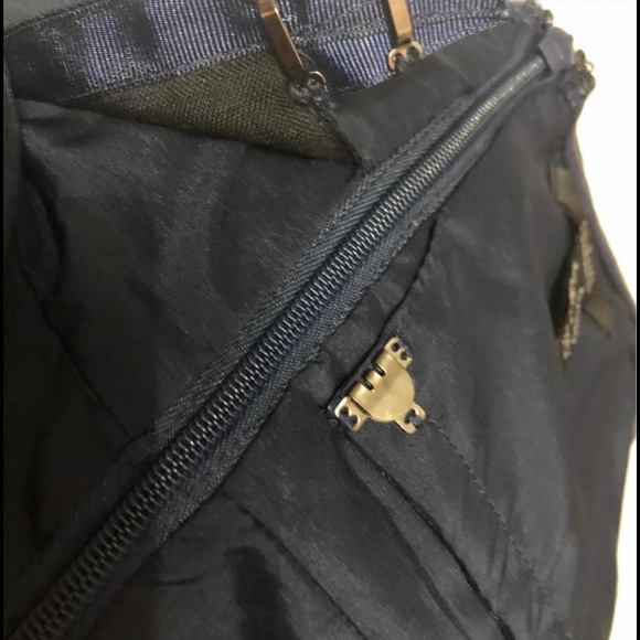 Dress - Picture 4 of 10